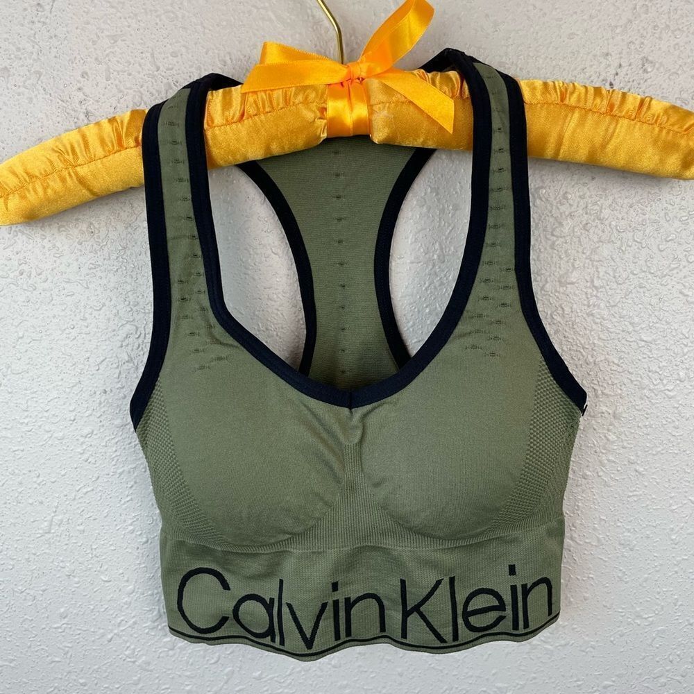 NWOT Calvin Klein Performance Sports Bra Size XS